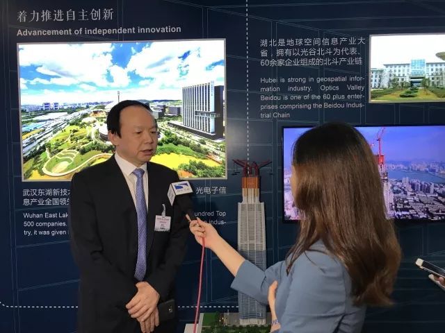 开云 开云体育【喜迎代会】中建三局“空中造楼机”：以高效节能的绝对优势领跑全球！(图2)