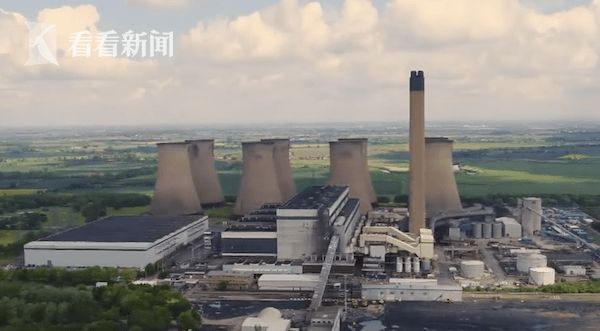 Kaiyun 开云体育壮观！英国四座冷却塔被爆破 庞然大物数秒夷为平地(图3)