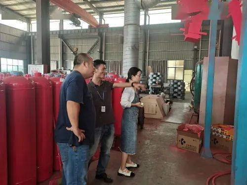 开云体育 开云平台新余市渝水生态环境局对金属压力容器制造企业开展辐射安全检查(图1)