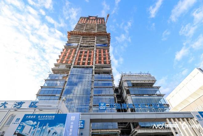 广州国际城再上新！国内首座超150米近零能耗建筑封顶开云体育 开云官网(图1)