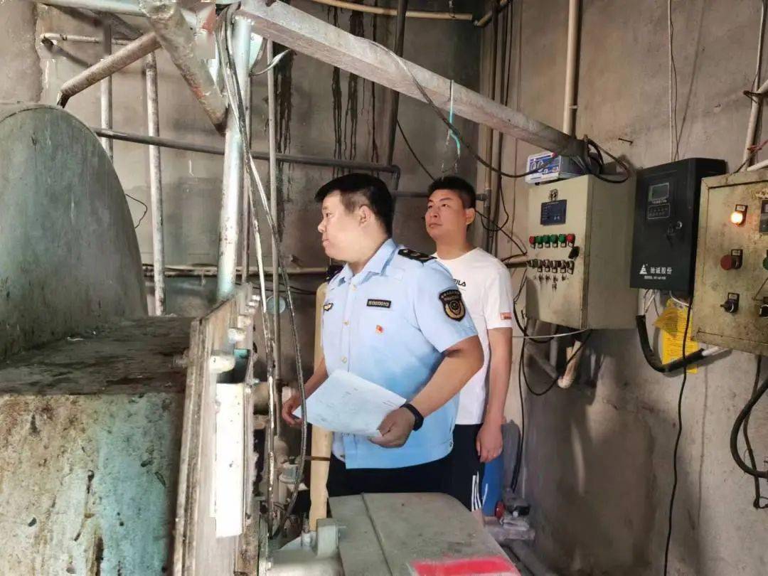 开云体育 开云平台德城区市场监管局紧抓快开门压力容器安全监管不放松(图2)