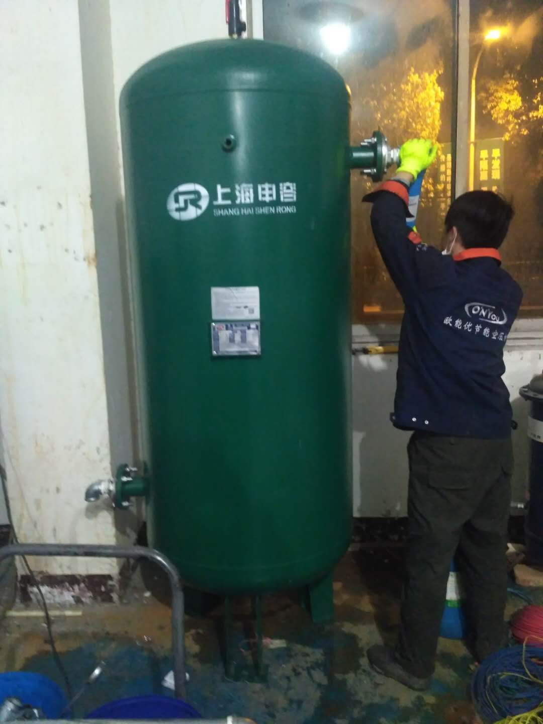 怎么快速辨别购买的储气罐开云体育 开云官网是否是简单压力容器呢？