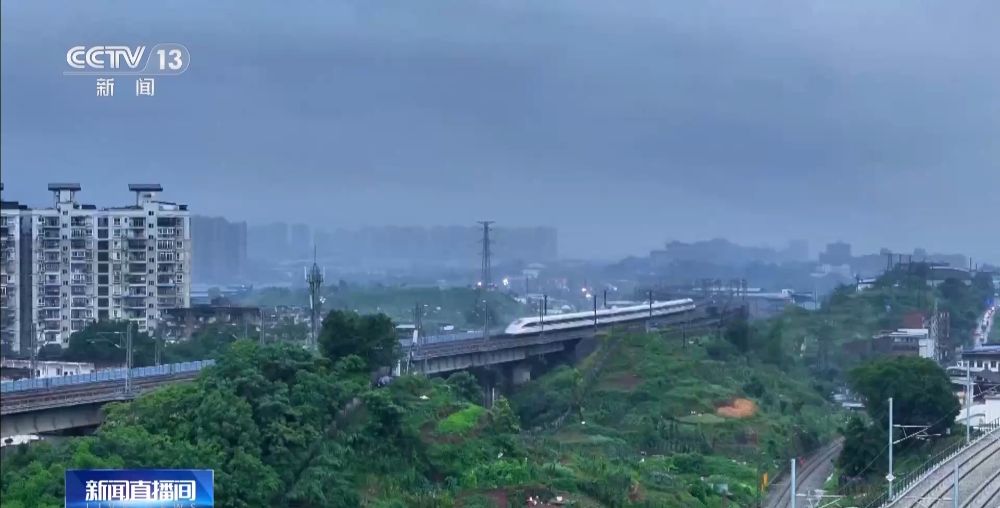 开云体育 开云官网暑运客流量持续高位运行多条铁路线路“热”力十足(图6)